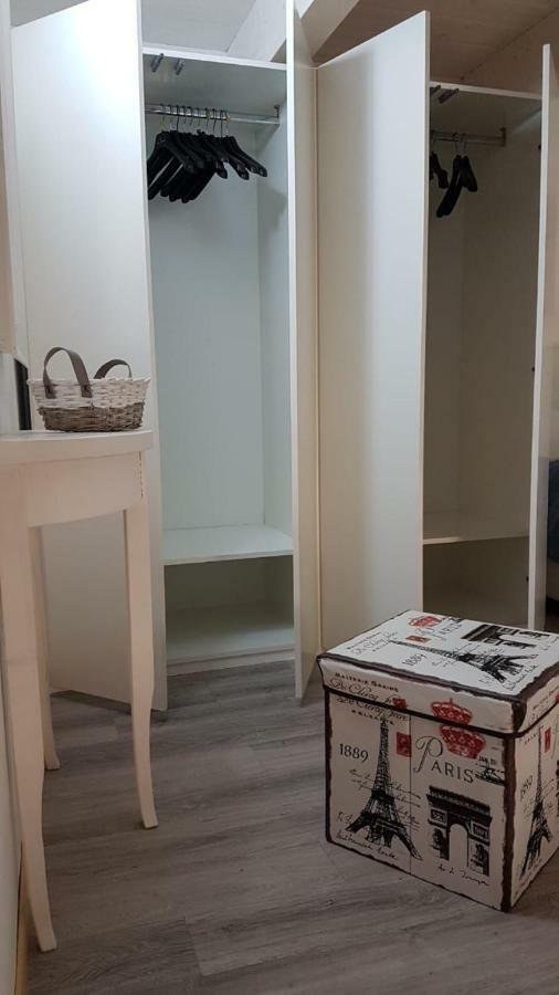 Appartamenti Laura Wi-Fi Curti Экстерьер фото